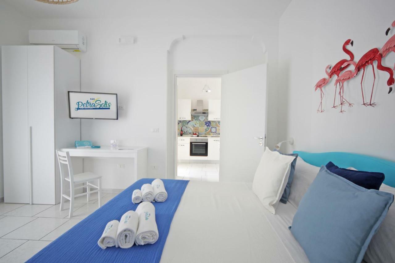 Petra Solis By Jdvacanze San Pietro in Bevagna Exterior photo